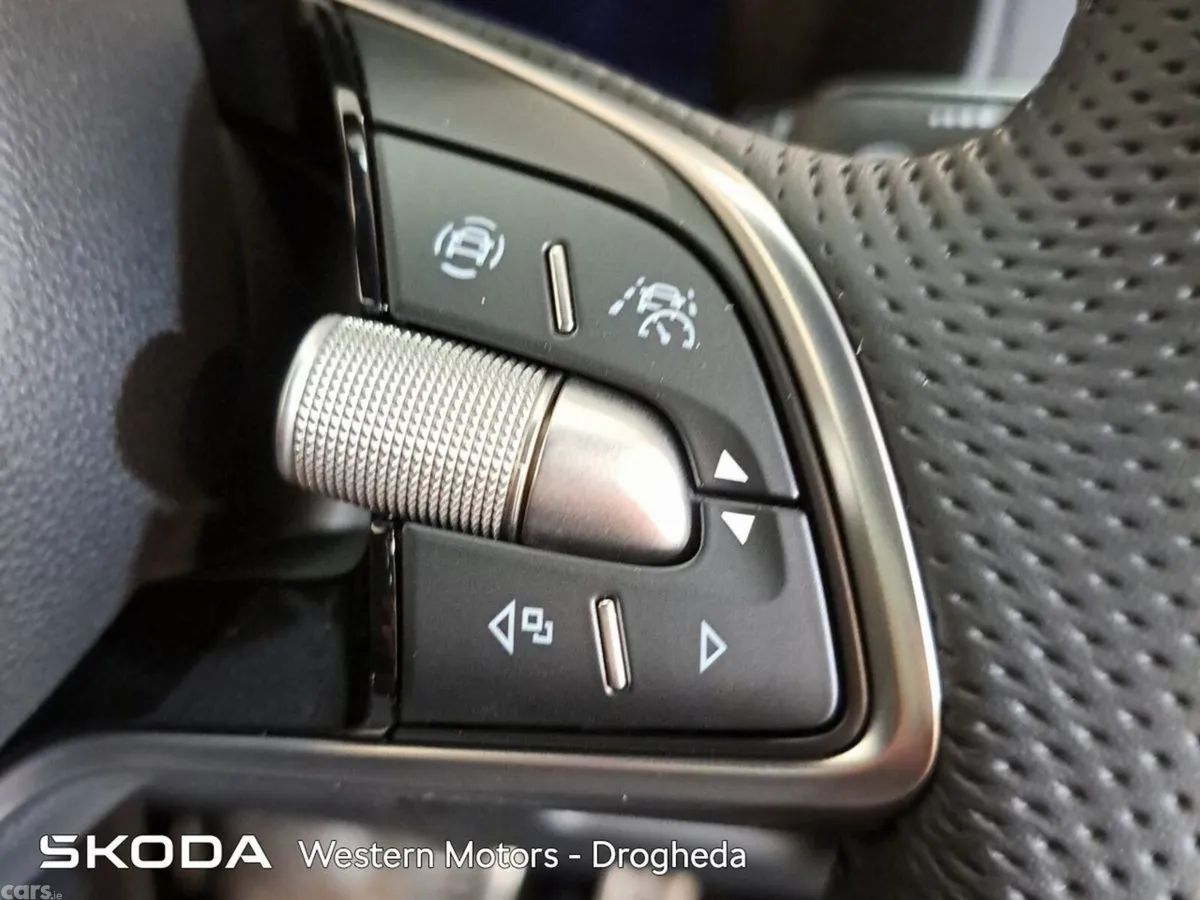 Skoda Karoq SUV, Diesel, 2026, White