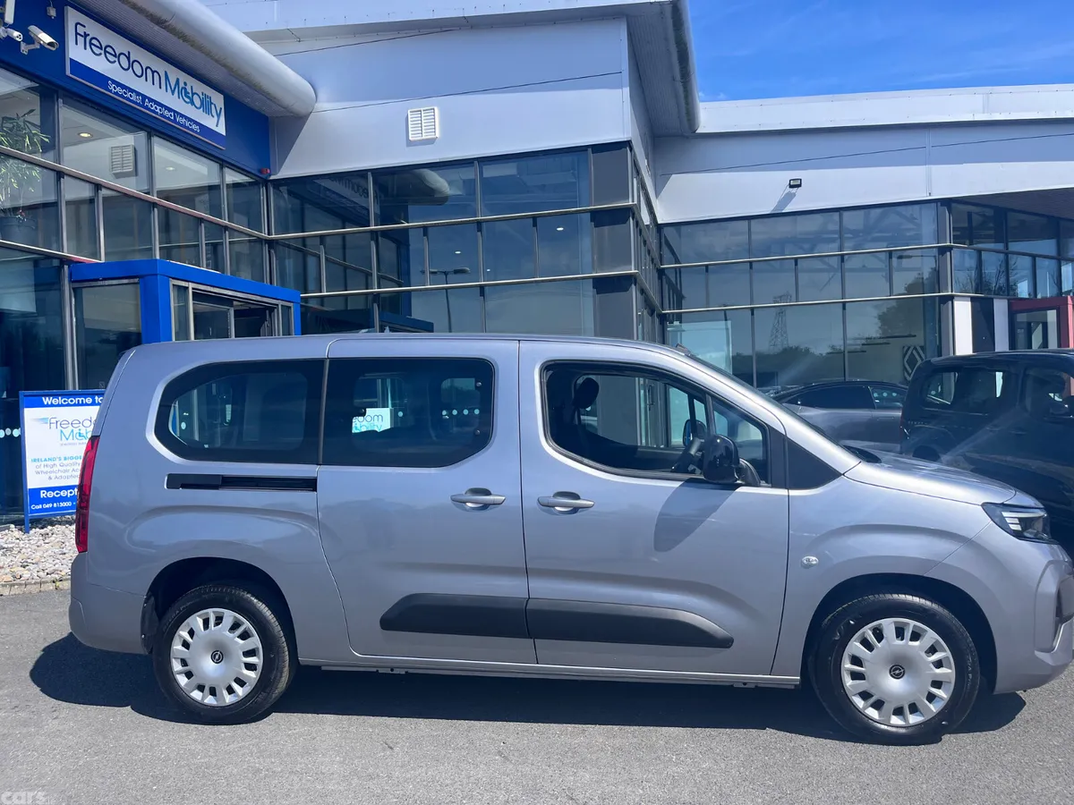 Opel Combo MPV, Diesel, 2026, Silver