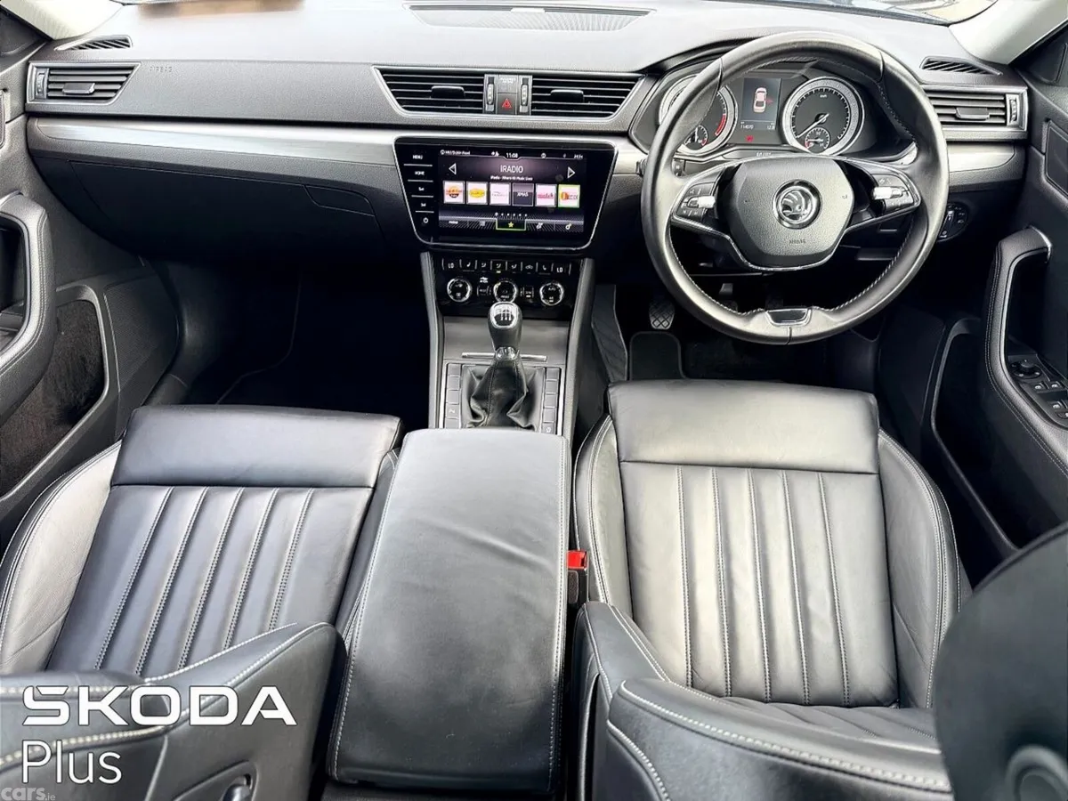 Skoda Superb Saloon, Diesel, 2021, Blue