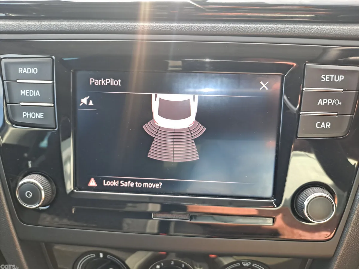 Skoda Rapid Saloon, Petrol, 2018, Black
