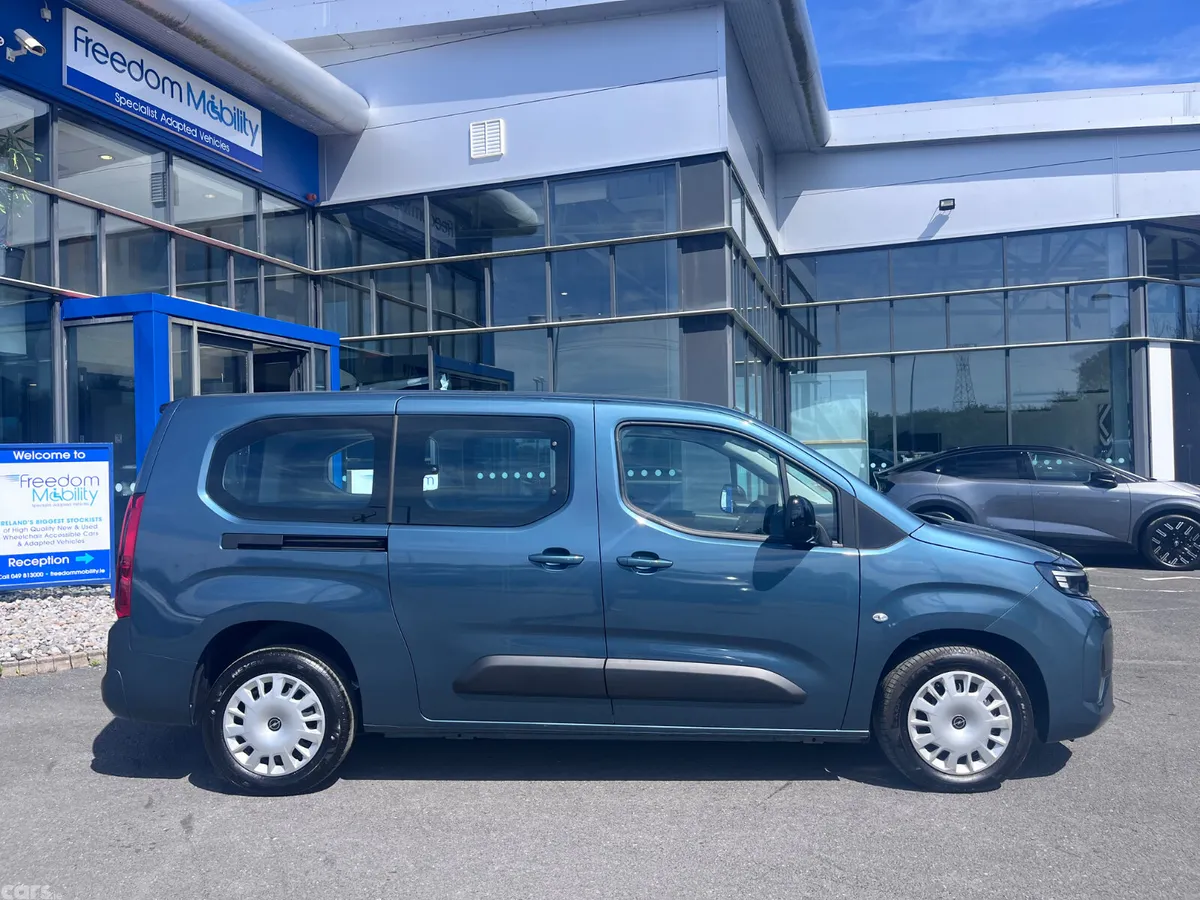 Opel Combo MPV, Diesel, 2026, Blue