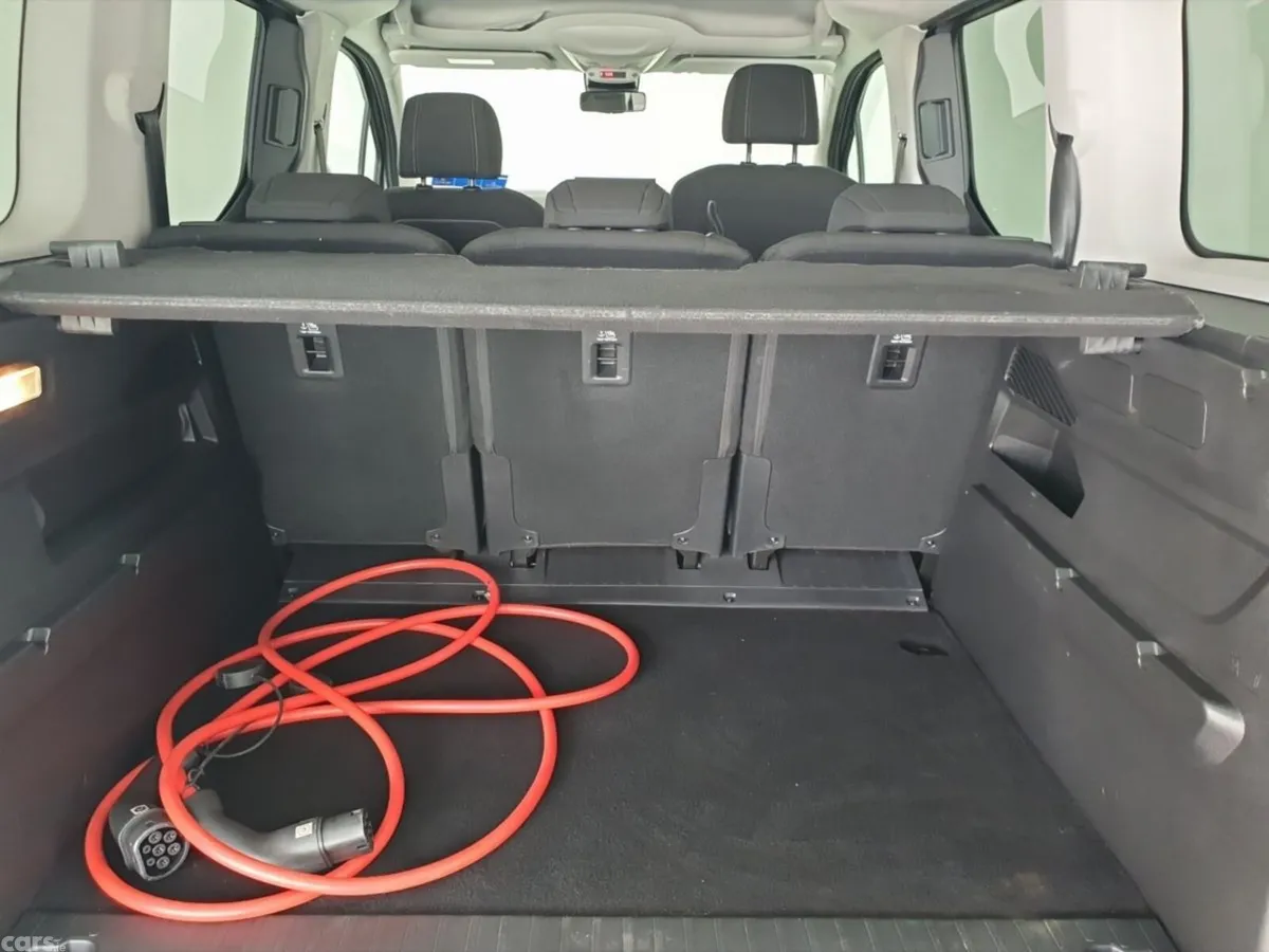 Peugeot Rifter MPV, Electric, 2025, Grey