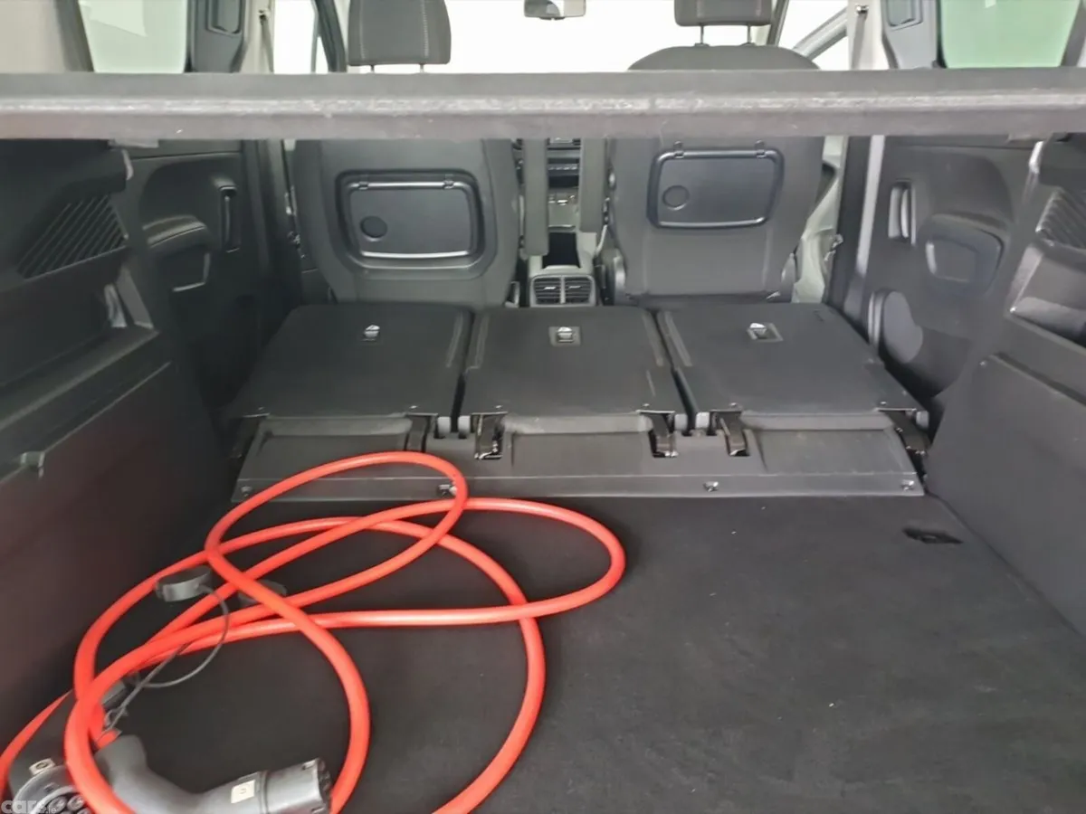 Peugeot Rifter MPV, Electric, 2025, Grey