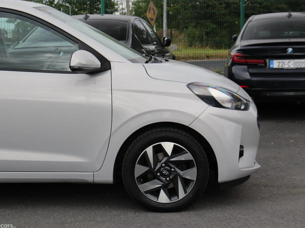 Hyundai i10 Hatchback, Petrol, 2023, Grey