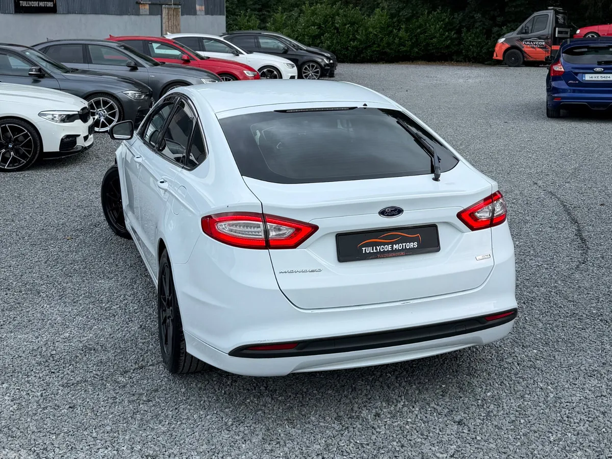 Ford Mondeo Hatchback, Diesel, 2017, White