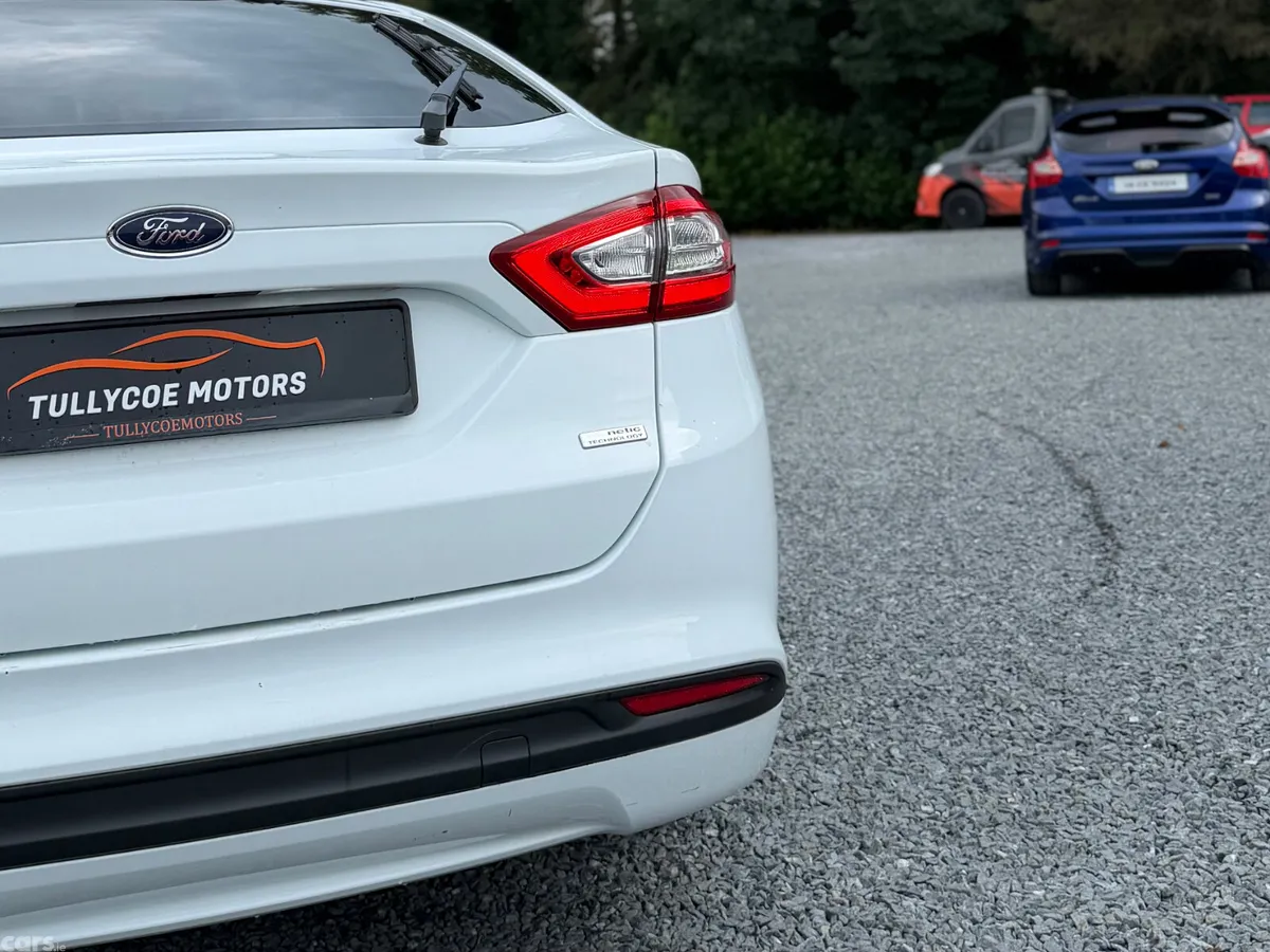 Ford Mondeo Hatchback, Diesel, 2017, White