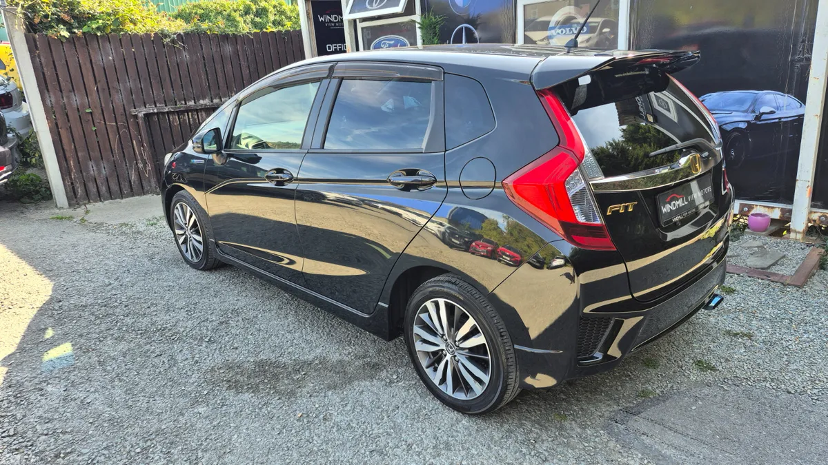 Honda Fit Hatchback, Petrol Hybrid, 2016, Black