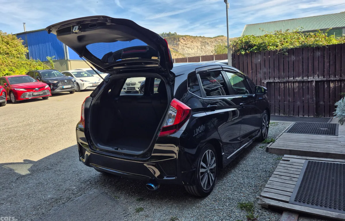 Honda Fit Hatchback, Petrol Hybrid, 2016, Black