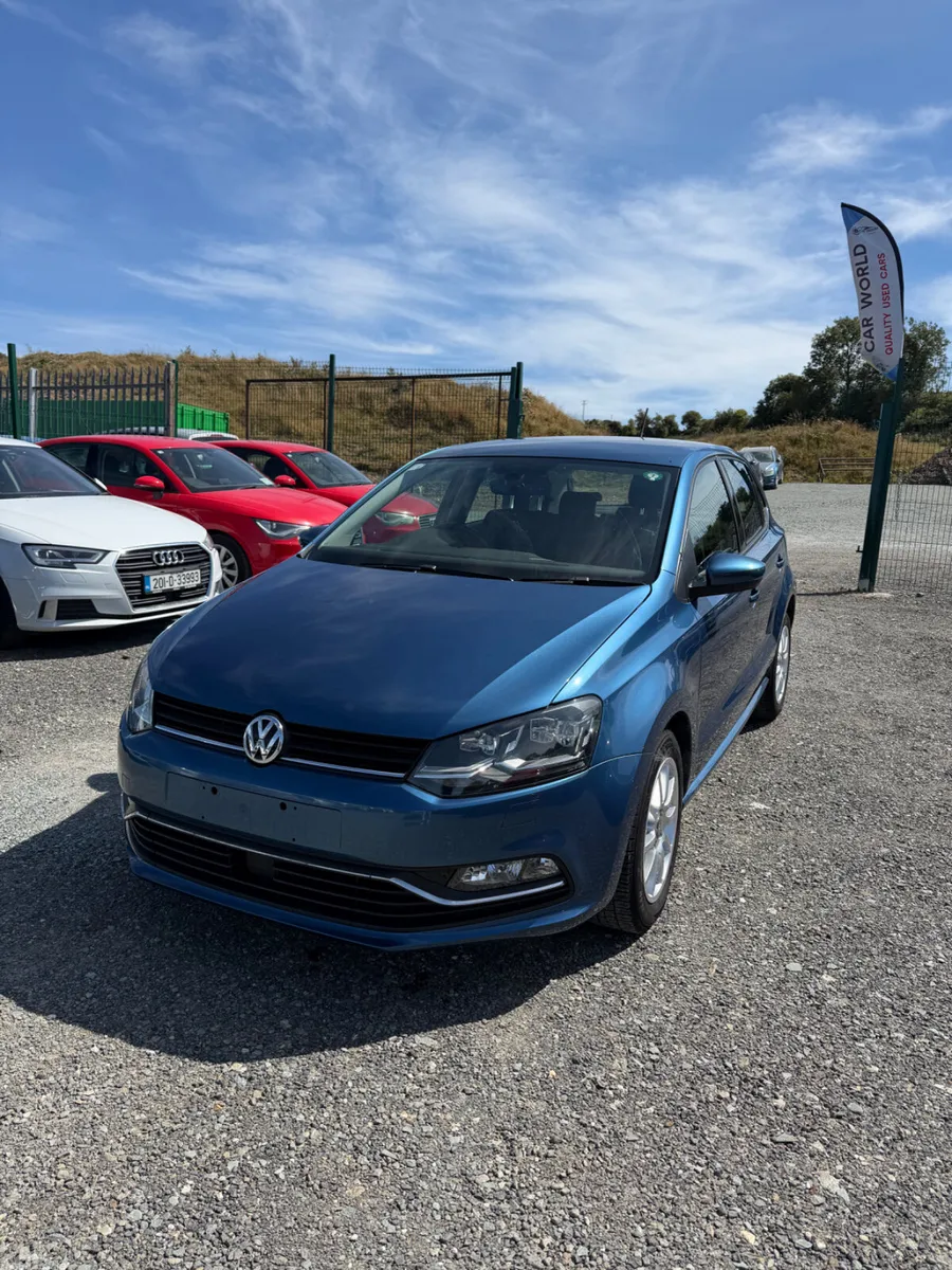 Volkswagen Polo Hatchback, Petrol, 2017, Blue