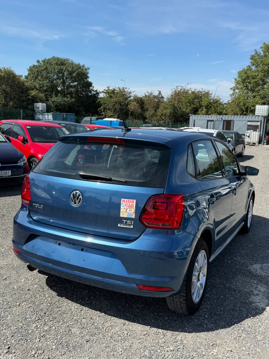 Volkswagen Polo Hatchback, Petrol, 2017, Blue