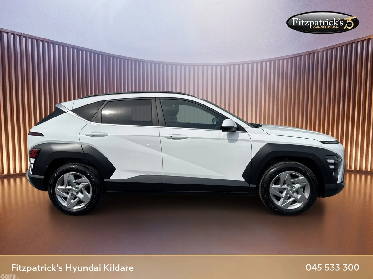 Hyundai KONA MPV, Petrol, 2026, White