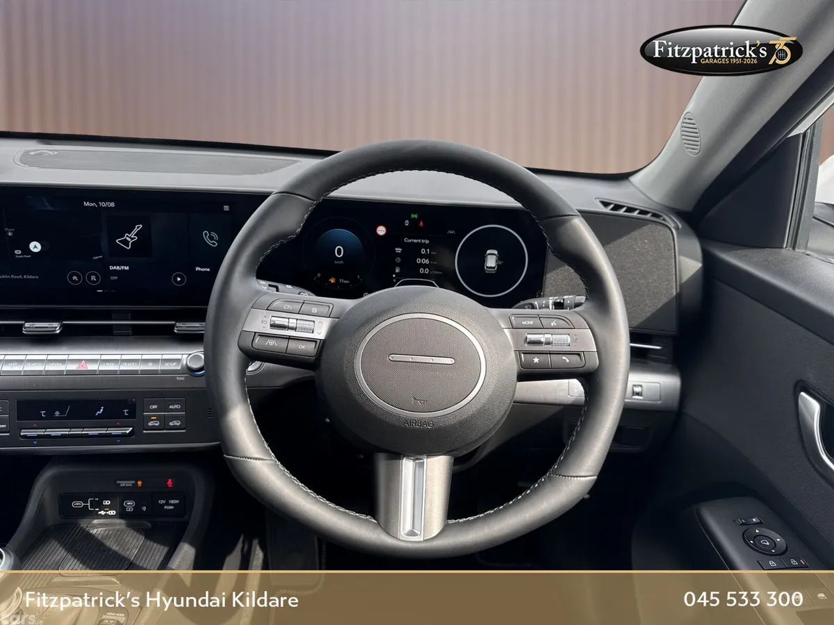 Hyundai KONA MPV, Petrol, 2026, White