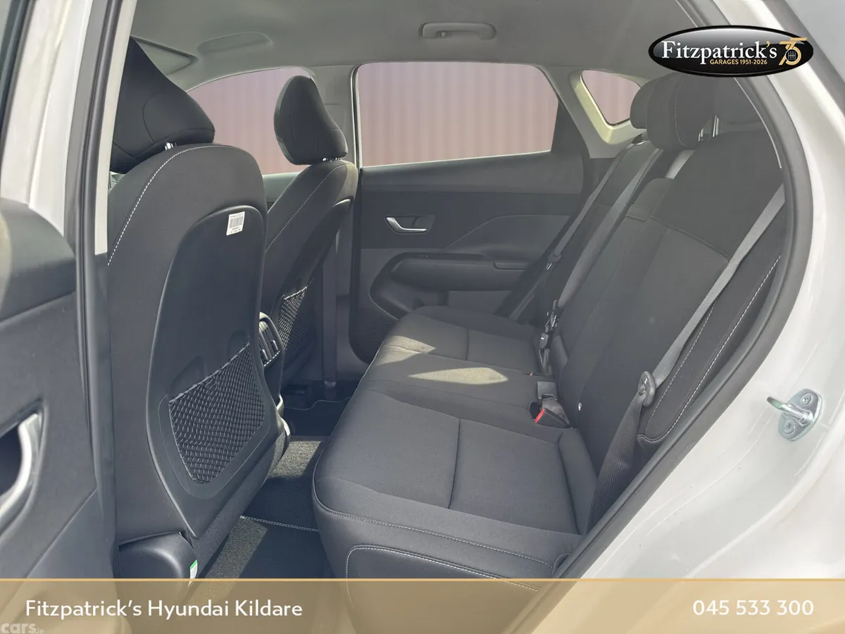 Hyundai KONA MPV, Petrol, 2026, White
