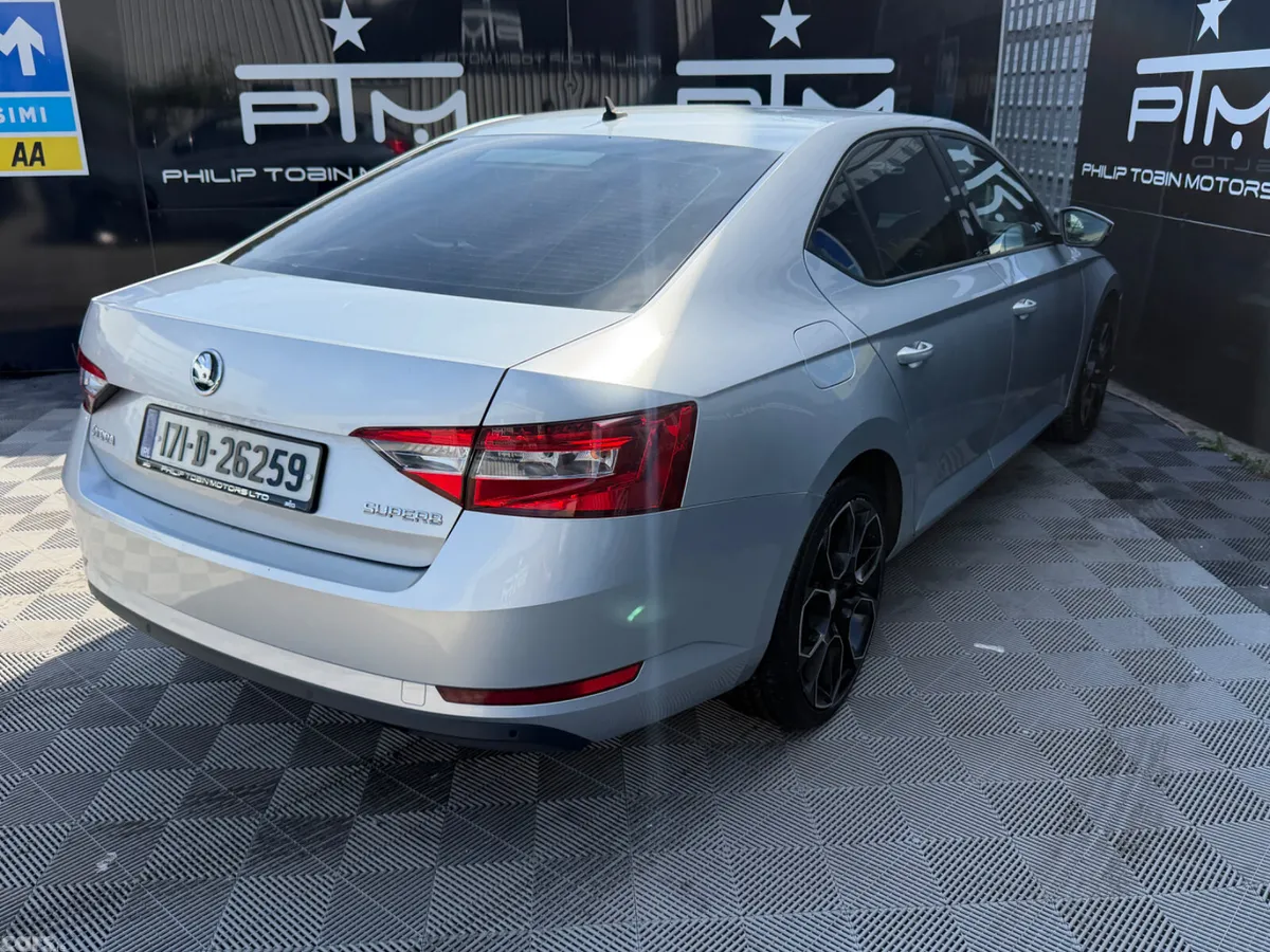 Skoda Superb Saloon, Diesel, 2017, Grey