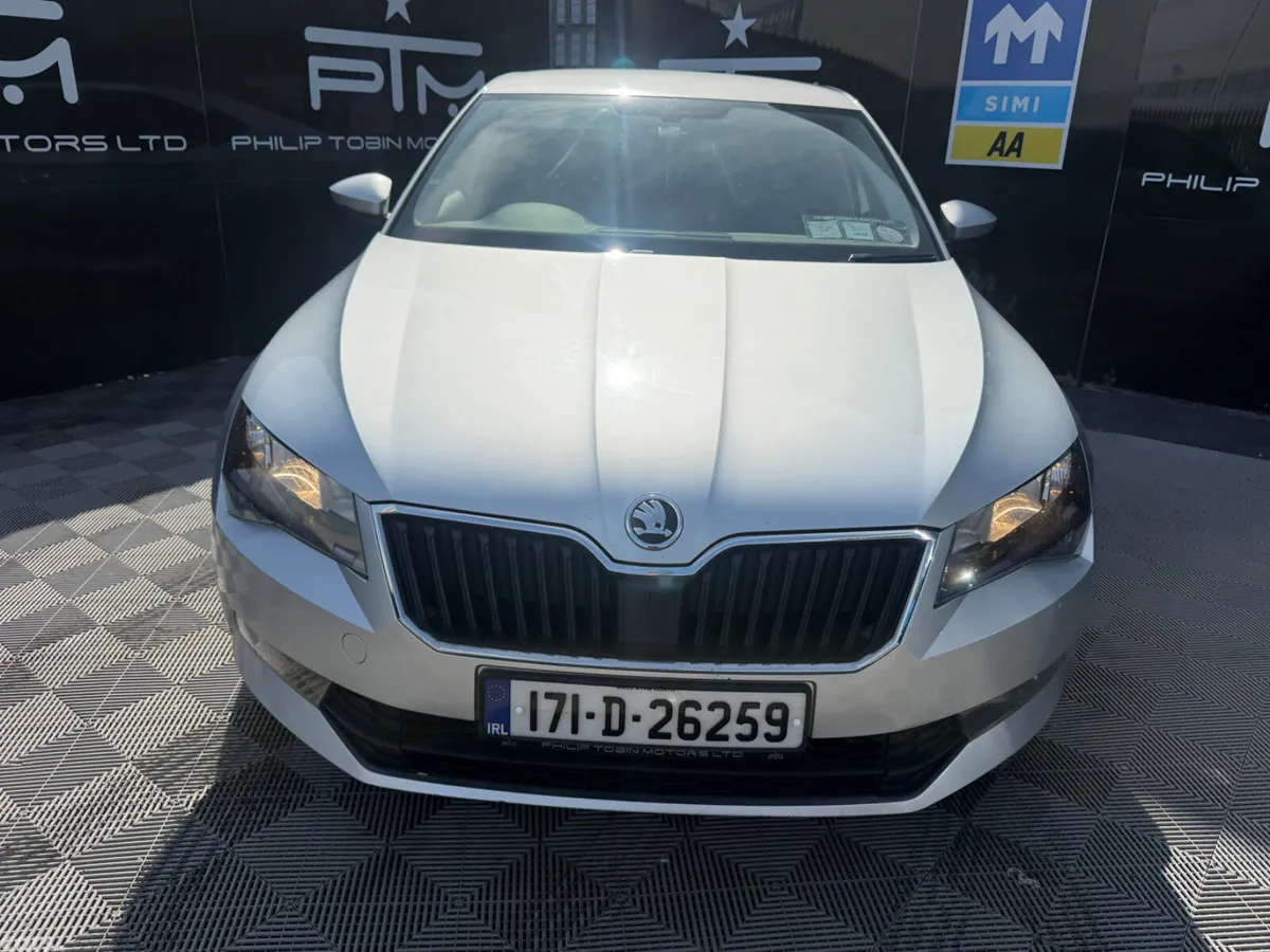 Skoda Superb Saloon, Diesel, 2017, Grey