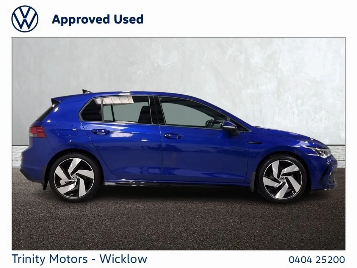 Volkswagen Golf Estate, Petrol, 2023, Blue