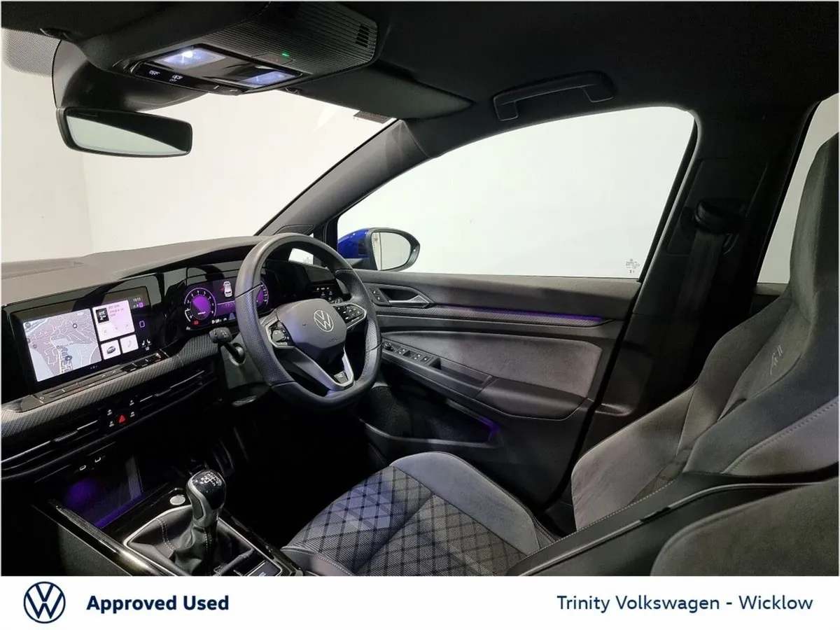 Volkswagen Golf Estate, Petrol, 2023, Blue