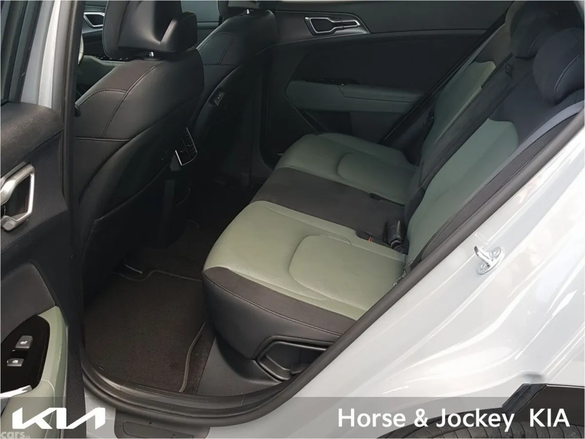 Kia Sportage SUV, Petrol Plug-in Hybrid, 2025, Grey
