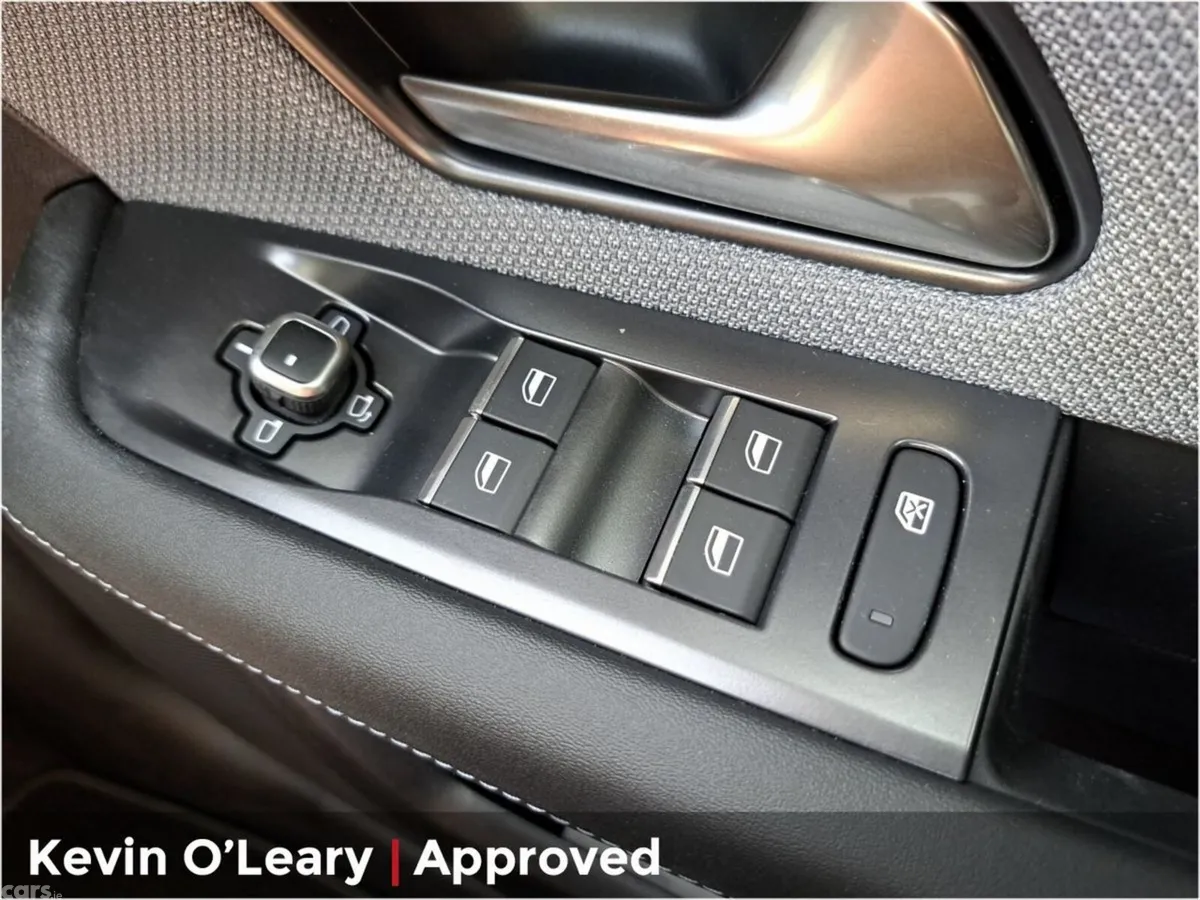 Opel Grandland SUV, Petrol Hybrid, 2026, Black