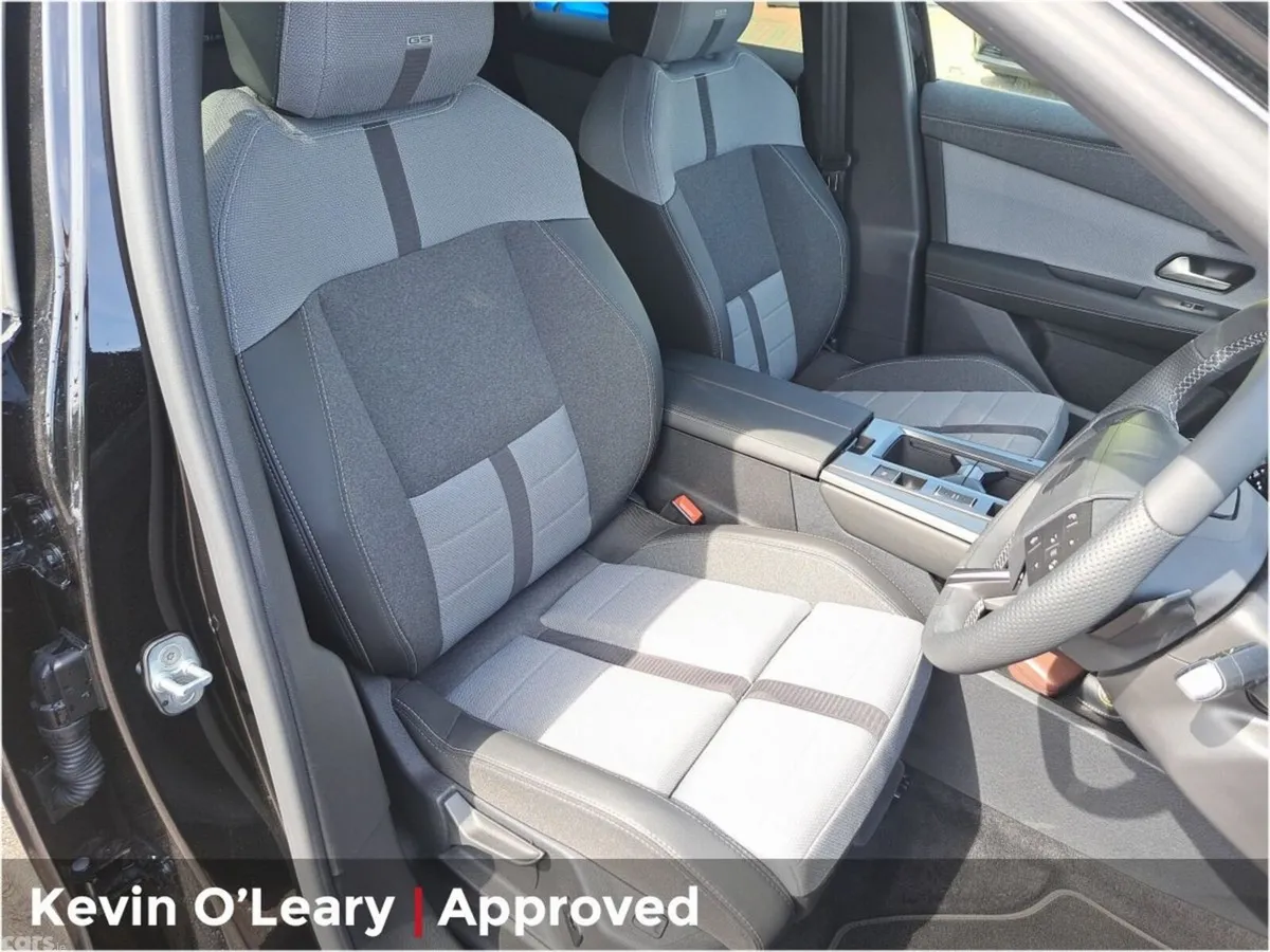 Opel Grandland SUV, Petrol Hybrid, 2026, Black
