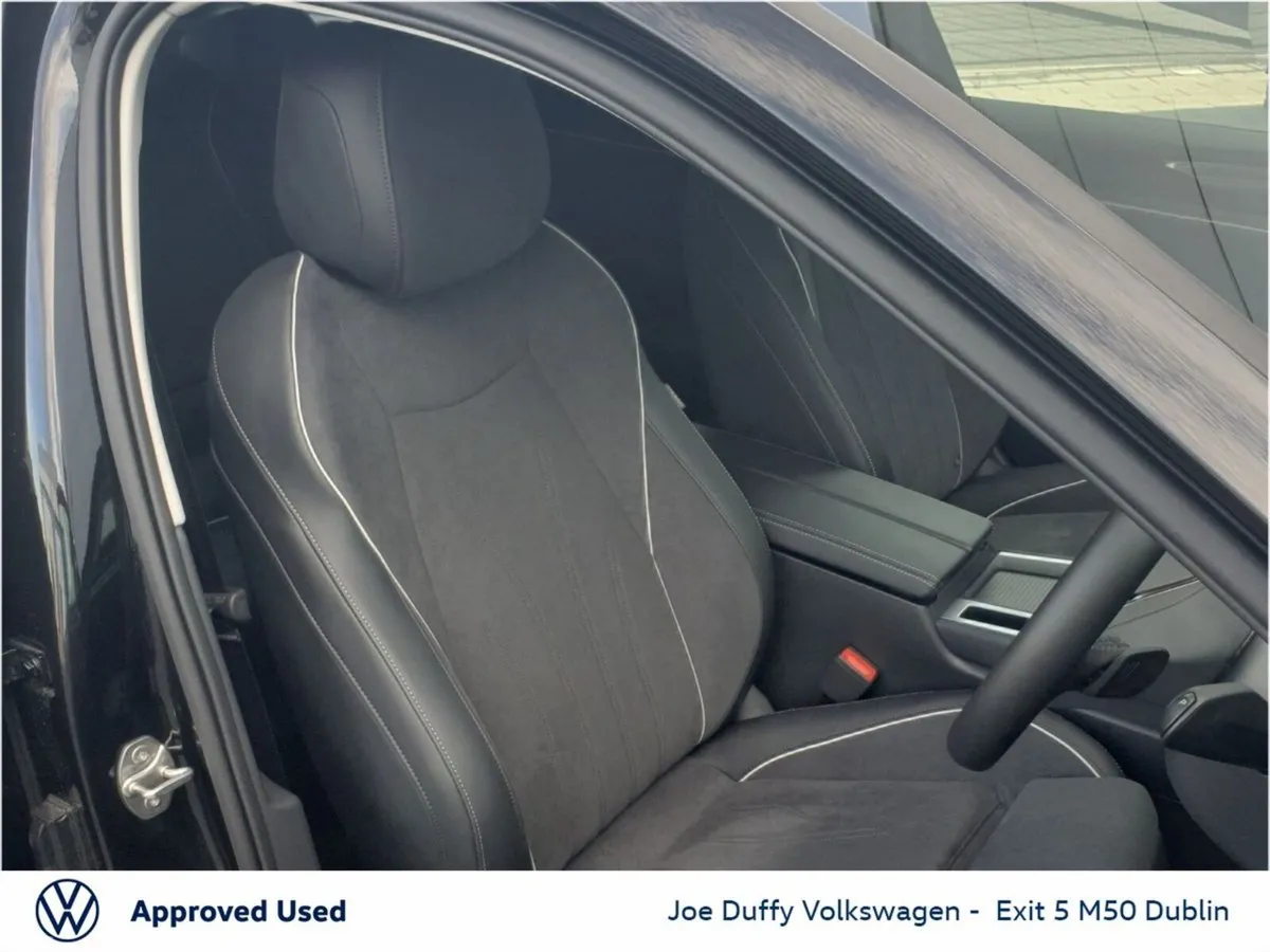 Volkswagen Passat Estate, Diesel, 2026, Black