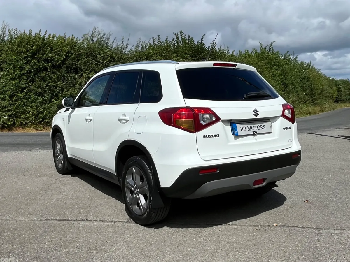 Suzuki Vitara SUV, Diesel, 2016, White