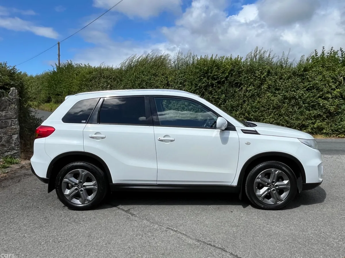 Suzuki Vitara SUV, Diesel, 2016, White