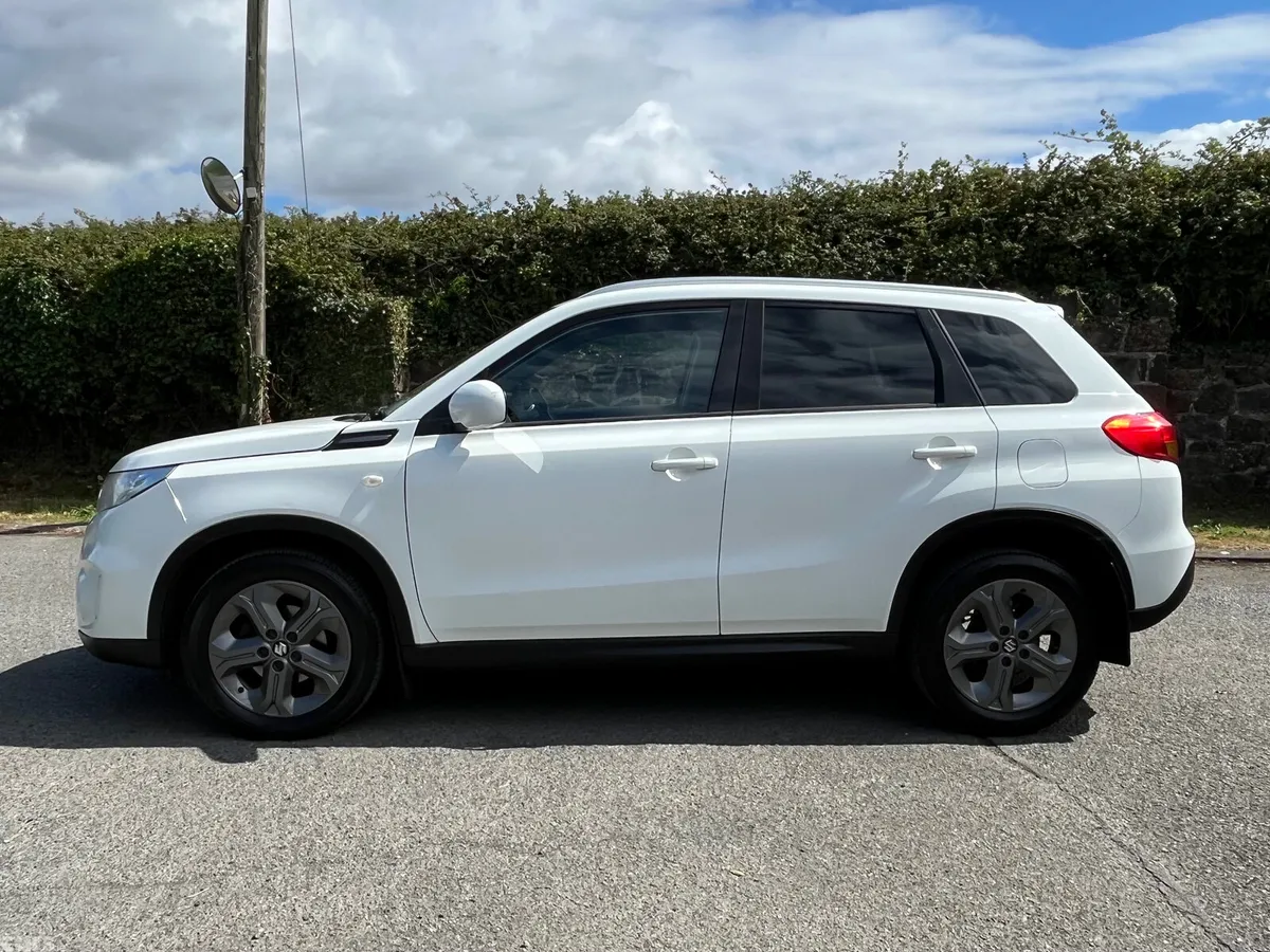 Suzuki Vitara SUV, Diesel, 2016, White