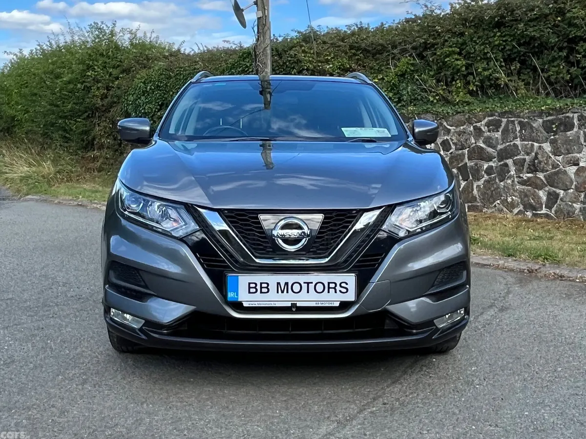 Nissan Qashqai MPV, Petrol, 2018, Grey