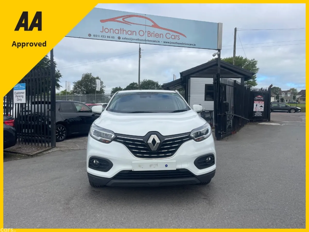 Renault Kadjar Hatchback, Petrol, 2022, White