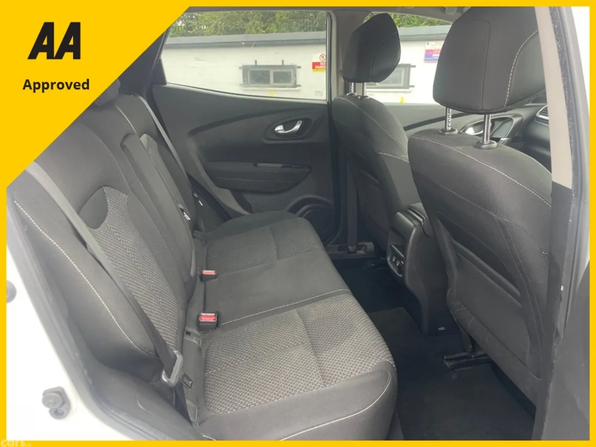 Renault Kadjar Hatchback, Petrol, 2022, White