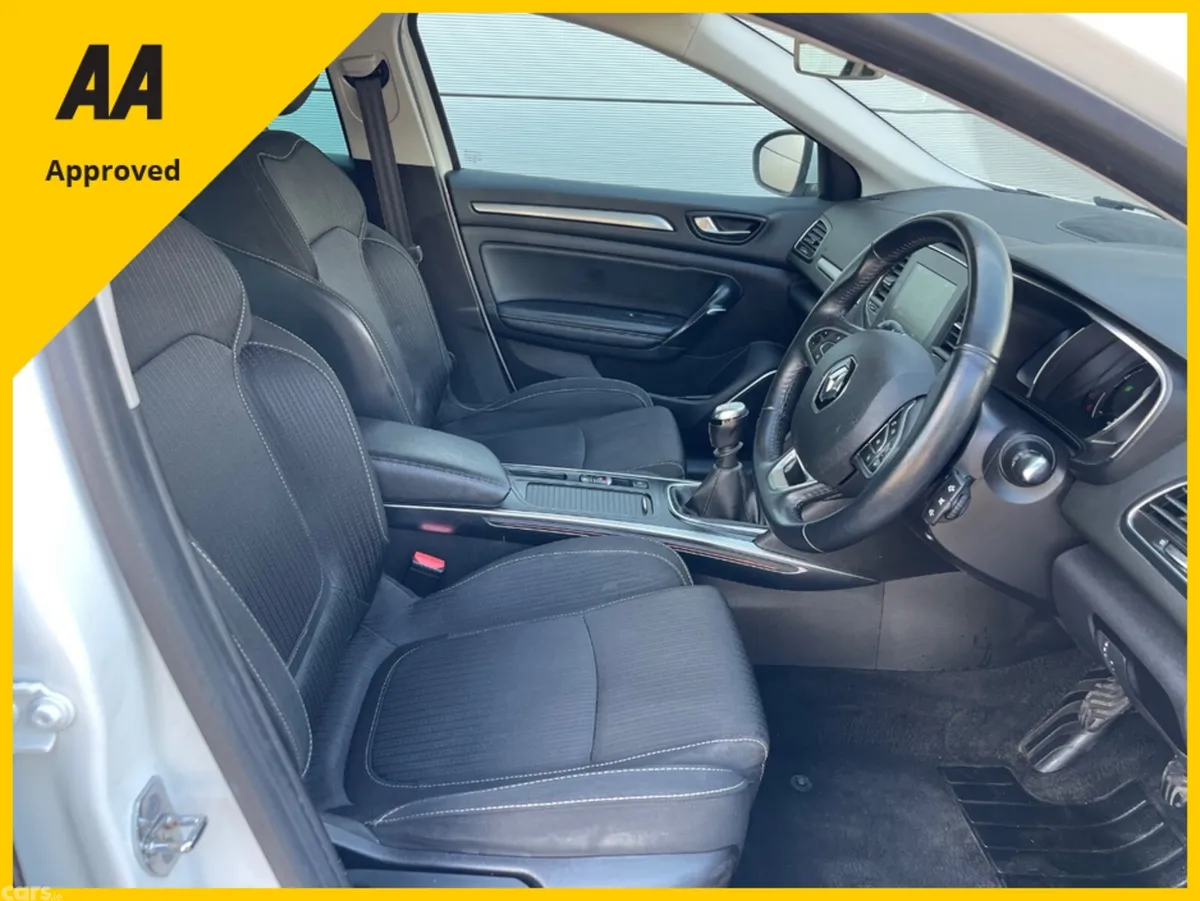 Renault Megane Estate, Diesel, 2020, White