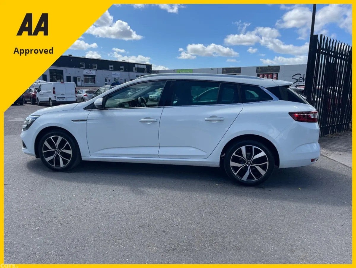 Renault Megane Estate, Diesel, 2020, White