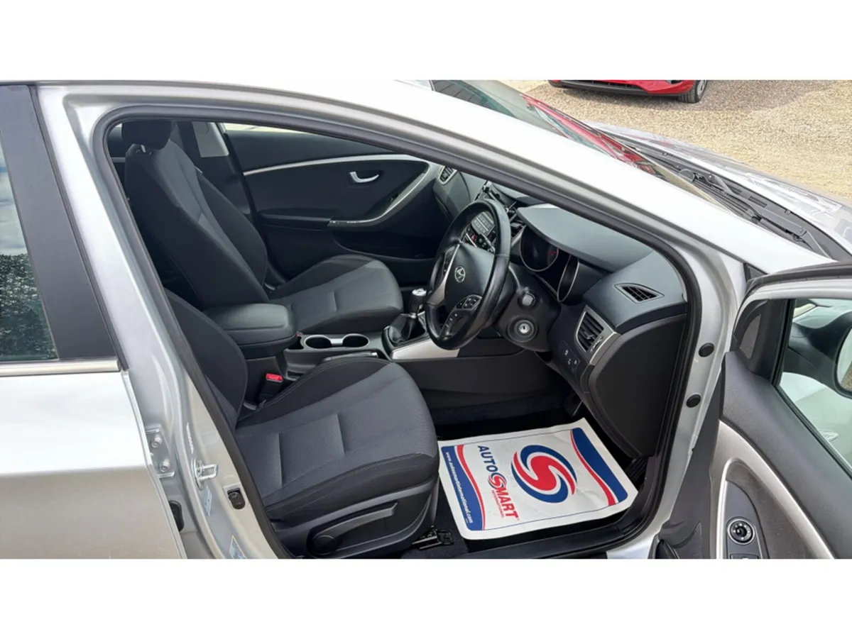 Hyundai i30 Hatchback, Diesel, 2016, Silver