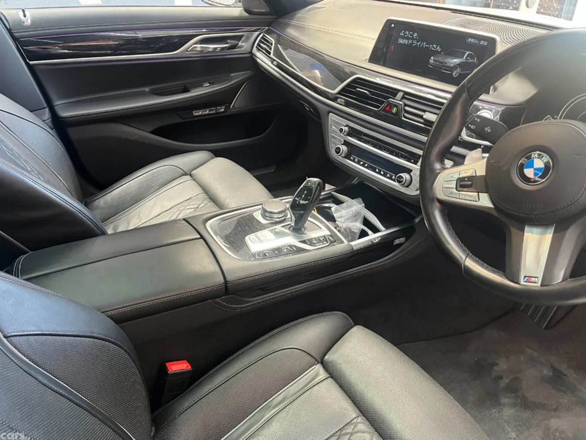 BMW 7-Series Saloon, Petrol, 2019, White
