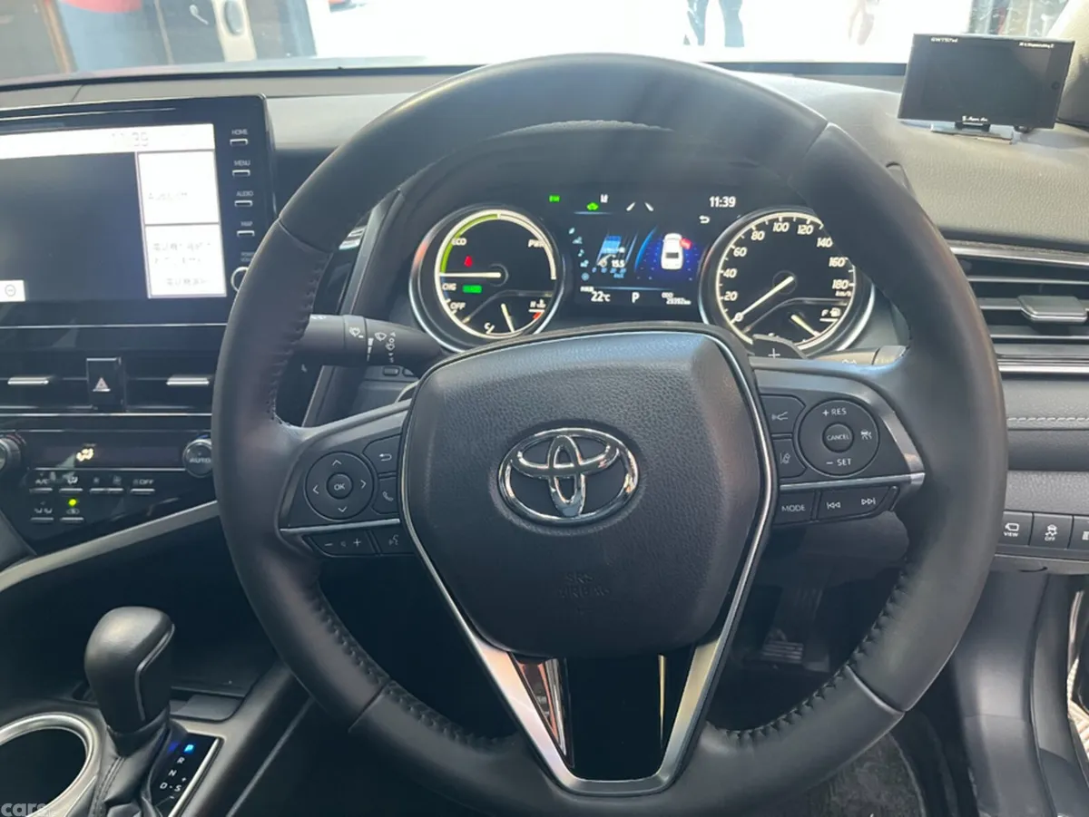Toyota Camry Saloon, Petrol Hybrid, 2023, Grey