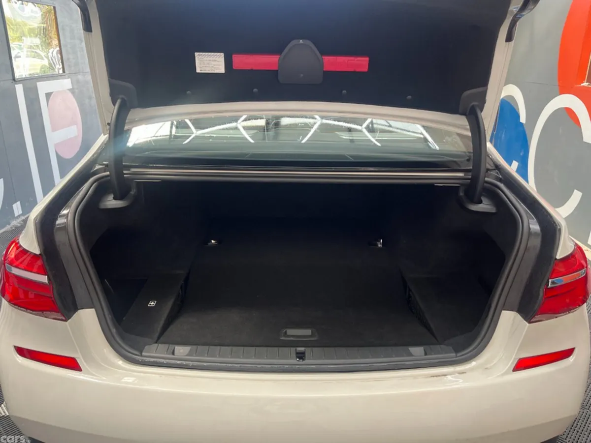 BMW 7-Series Saloon, Petrol, 2019, White