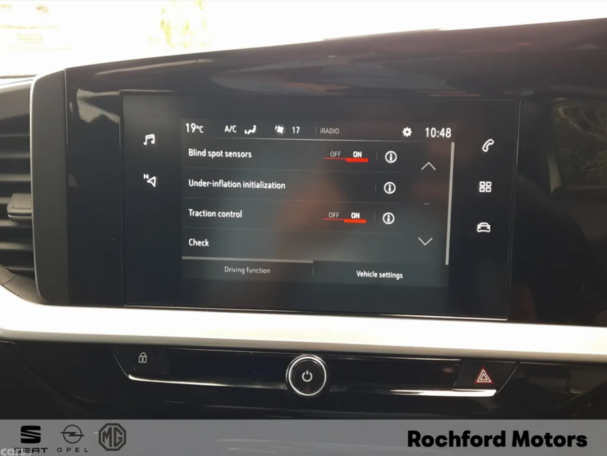 Opel Mokka MPV, Petrol, 2024, Grey