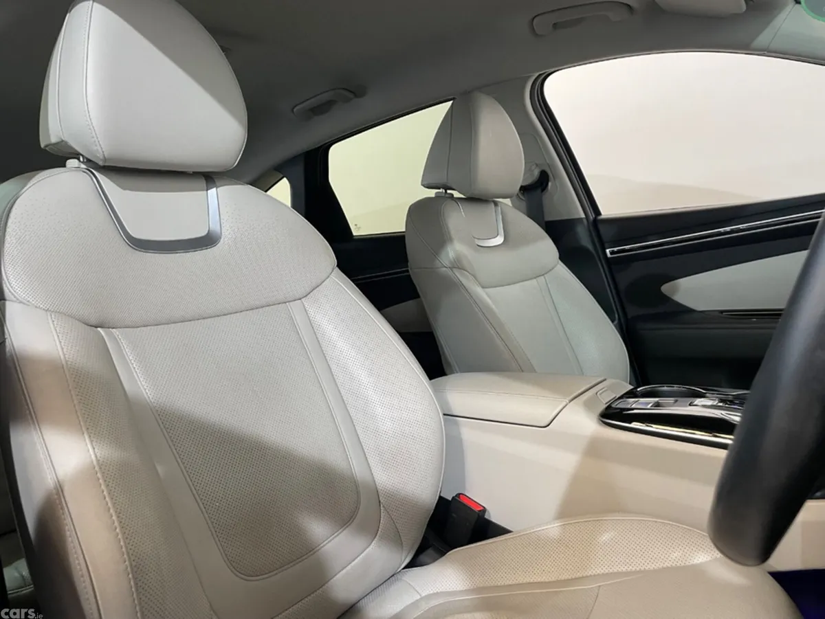 Hyundai Tucson MPV, Petrol Plug-in Hybrid, 2021, Grey