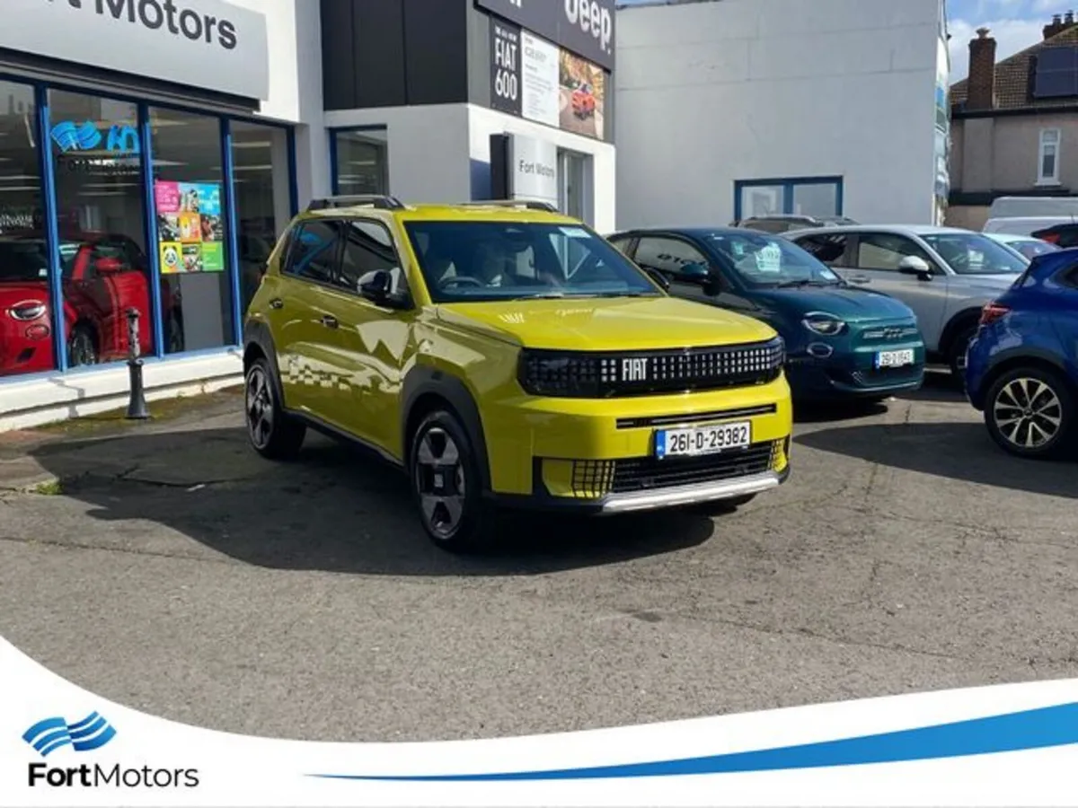 Fiat Grande Panda Hatchback, Petrol Hybrid, 2026, Yellow