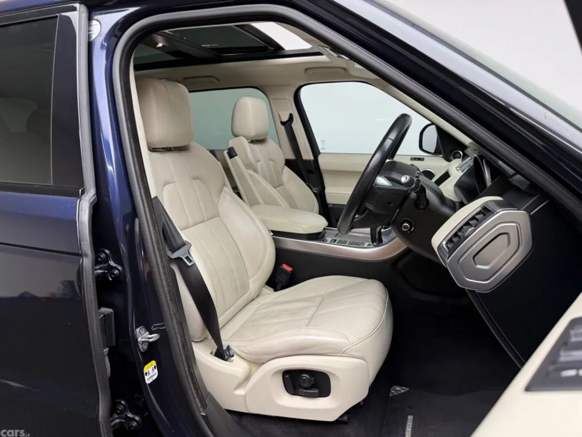 Land Rover Range Rover Sport SUV, Diesel, 2018, Blue