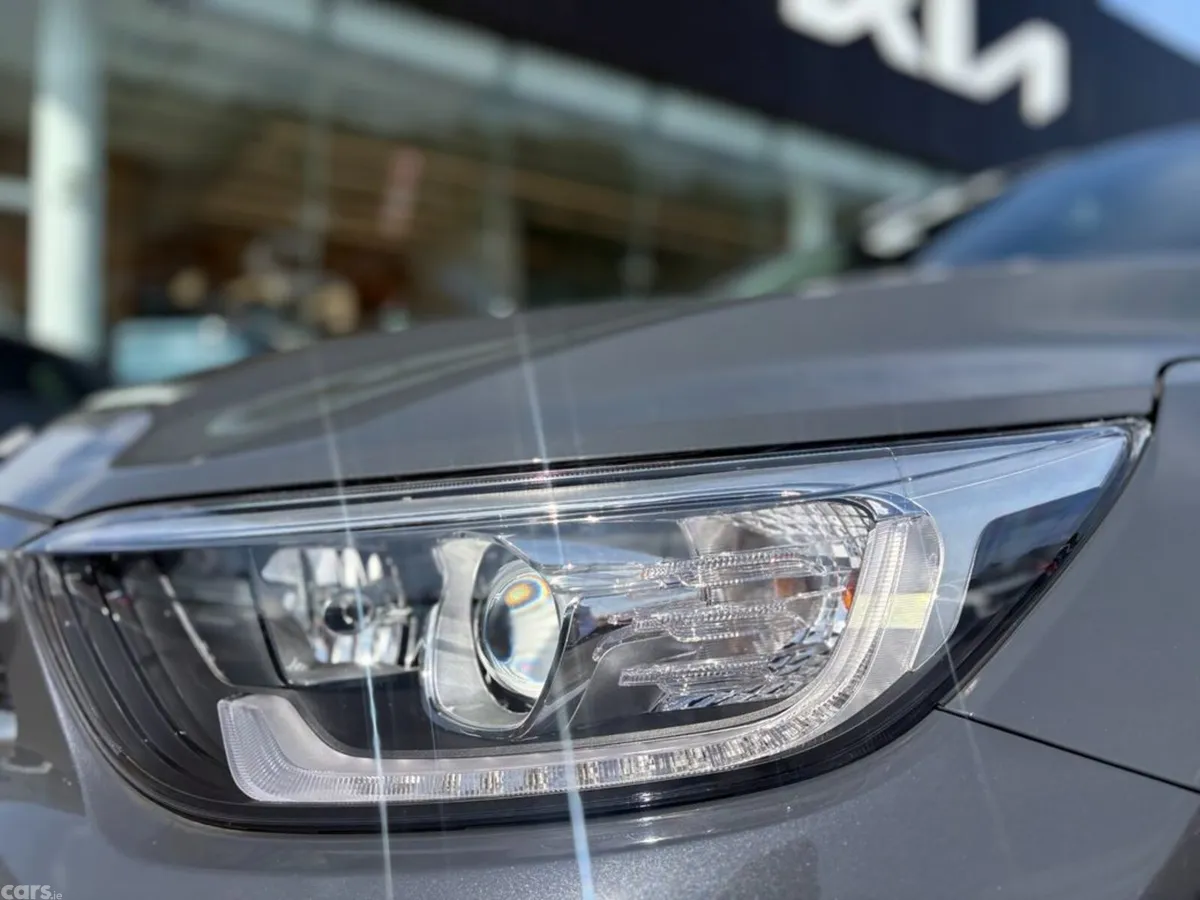 Kia Stonic Hatchback, Petrol, 2023, Grey
