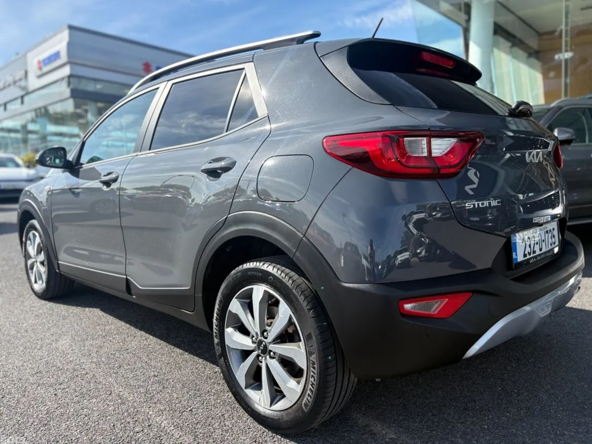Kia Stonic Hatchback, Petrol, 2023, Grey