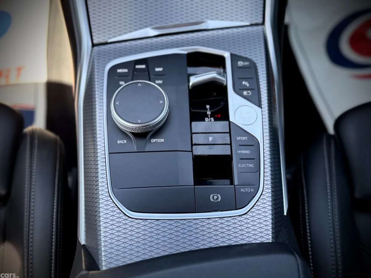 BMW 3-Series Saloon, Petrol Hybrid, 2025, White