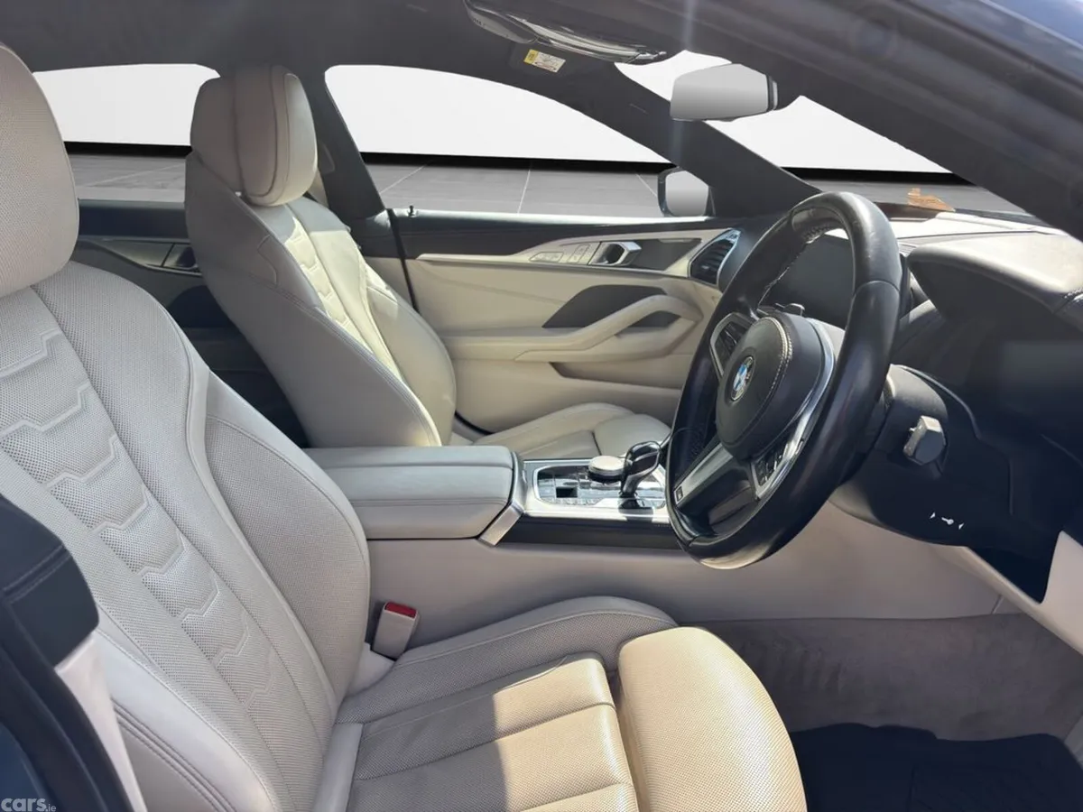 BMW 8-Series Coupe, Petrol, 2021, Blue