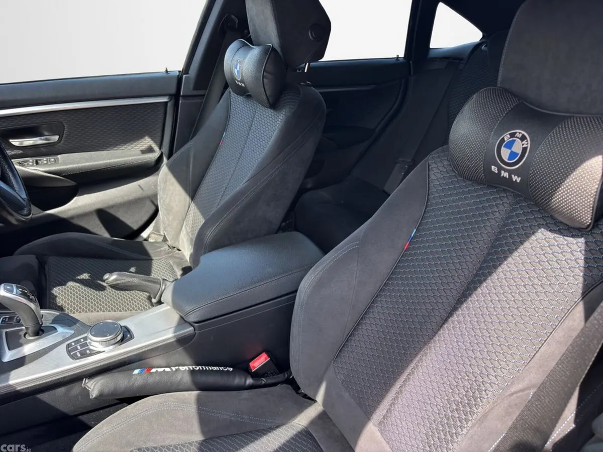 BMW 4-Series Saloon, Petrol, 2019, White