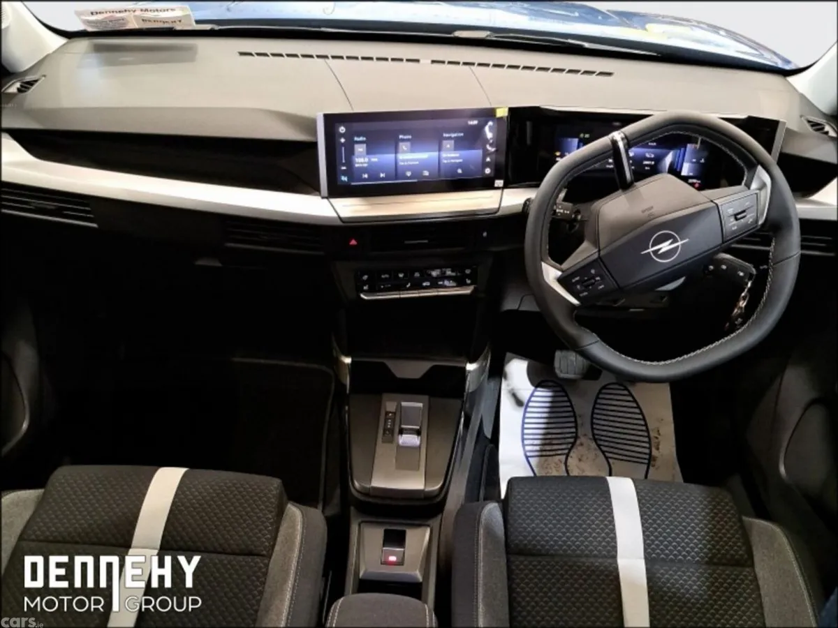 Opel Frontera SUV, Petrol Hybrid, 2026, Blue