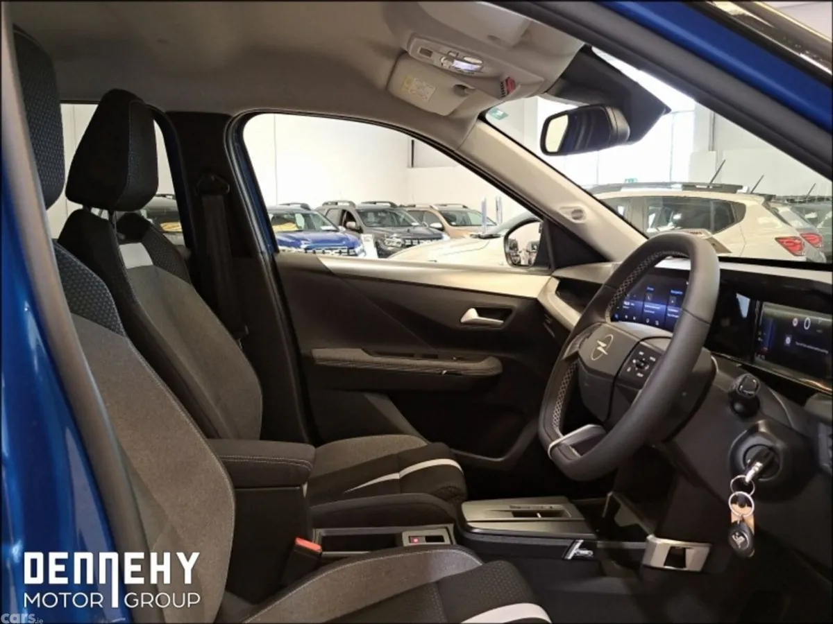 Opel Frontera SUV, Petrol Hybrid, 2026, Blue