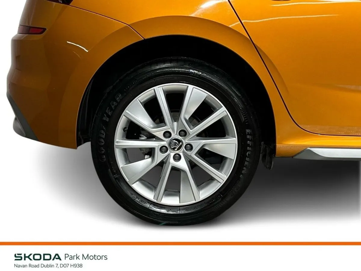 Skoda Kamiq Hatchback, Petrol, 2023, Orange
