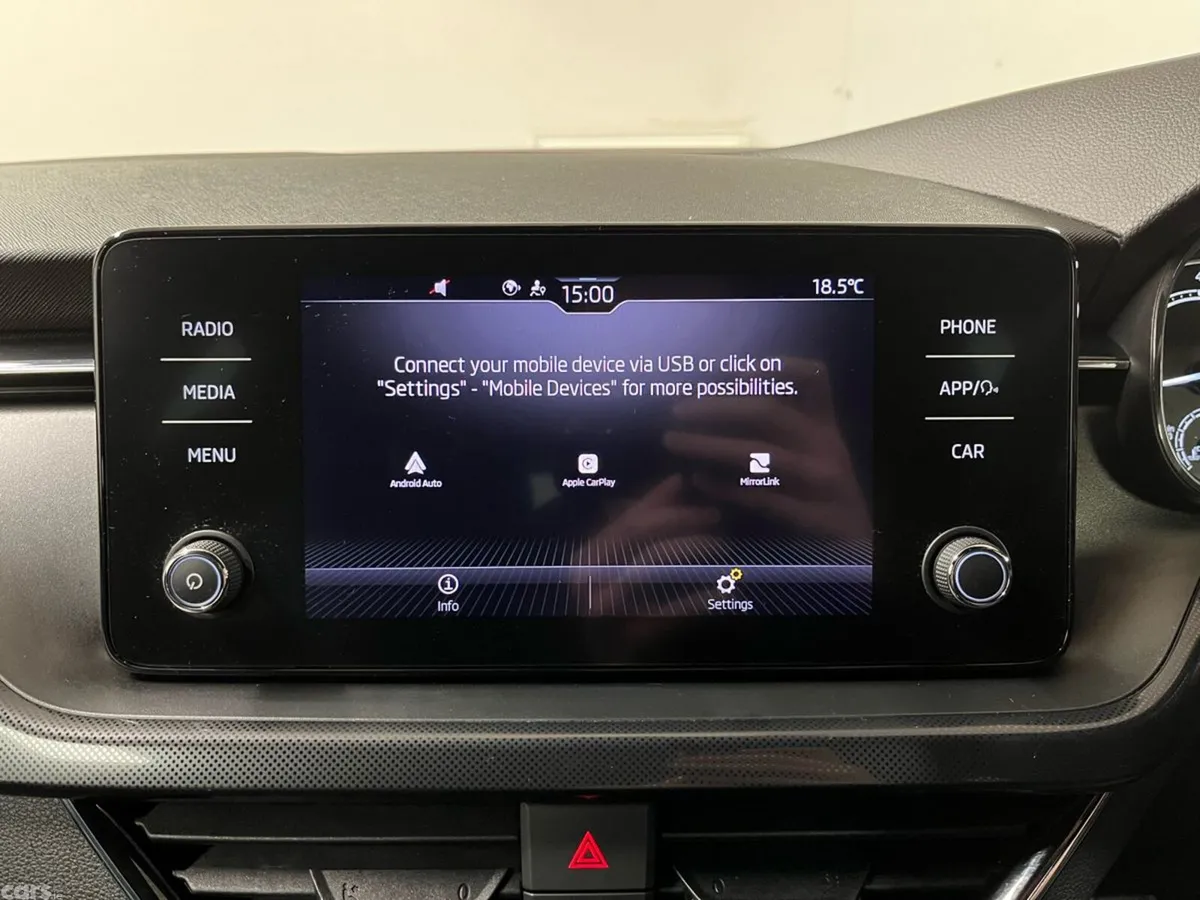 Skoda Kamiq Hatchback, Petrol, 2023, Orange